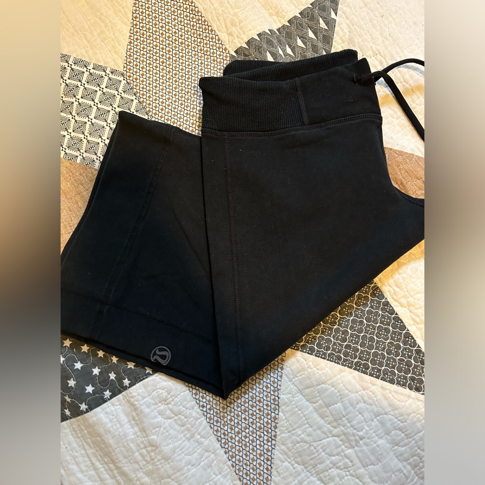 Low Waisted- Lululemon Yoga Capris